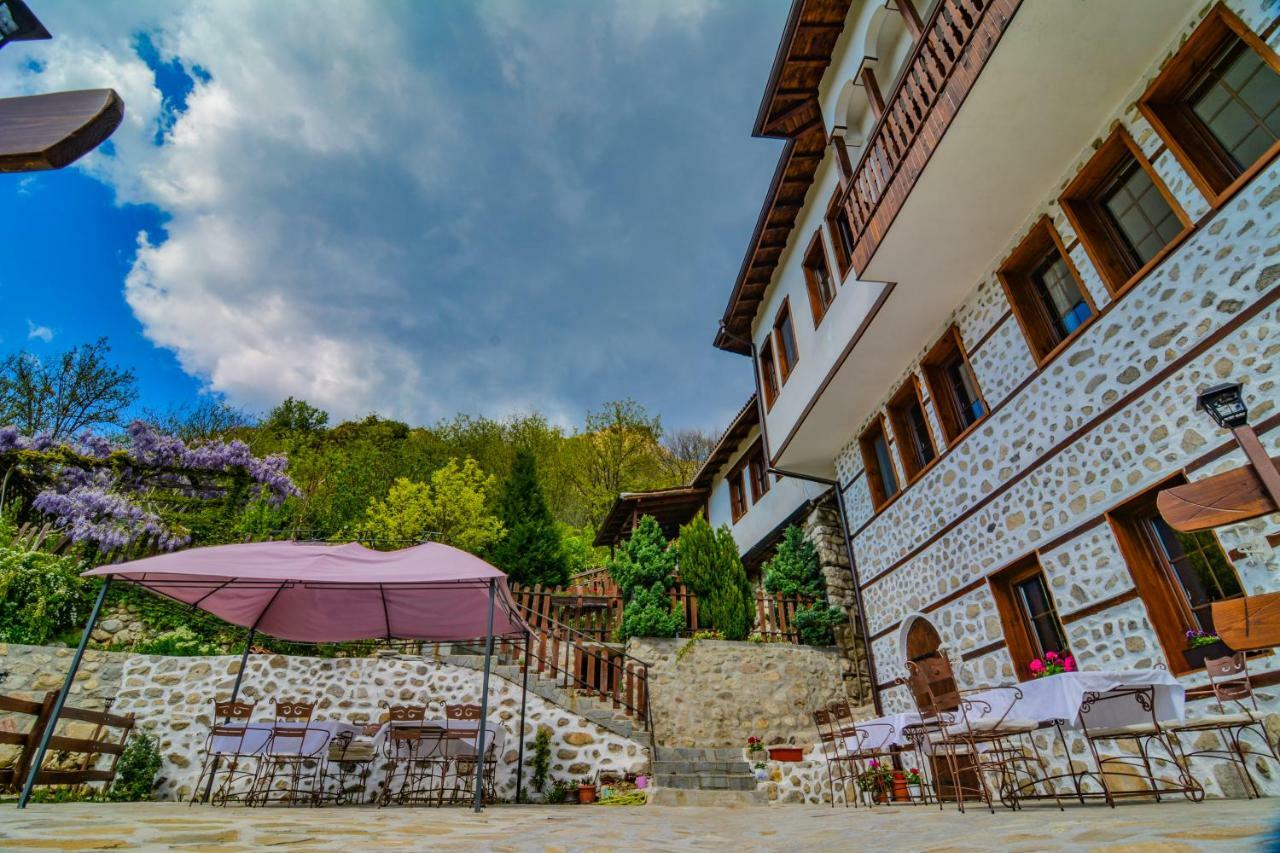 Отель Manoleva House Мельник Экстерьер фото